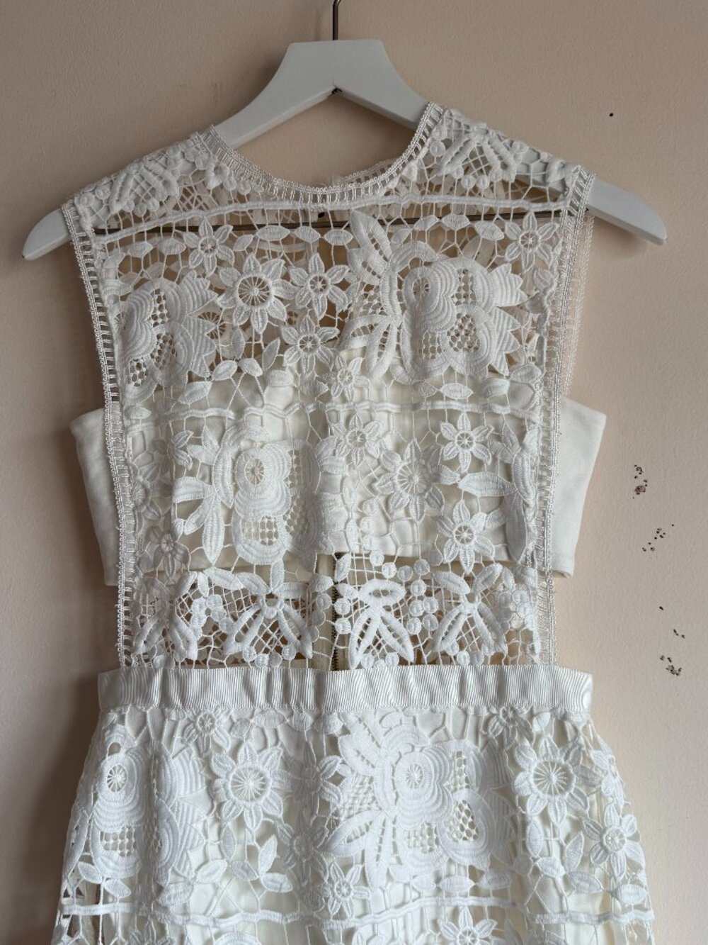 Bronx & Banco White Floral Lace Bandeau Cutout Bridal High Neck Mini Dress - Picture 2 of 5